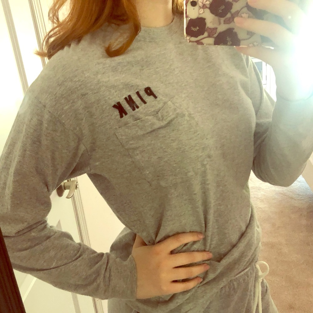 PINK Victoria’s Secret long sleeve top